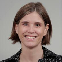Gwen Buhr headshot